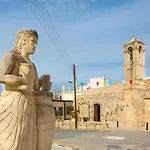 Bella Ena Villa *