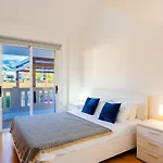 Bella Ena Villa *