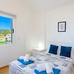 Bella Ena Villa
