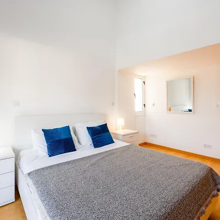 Bella Ena Νέα Δήμματα